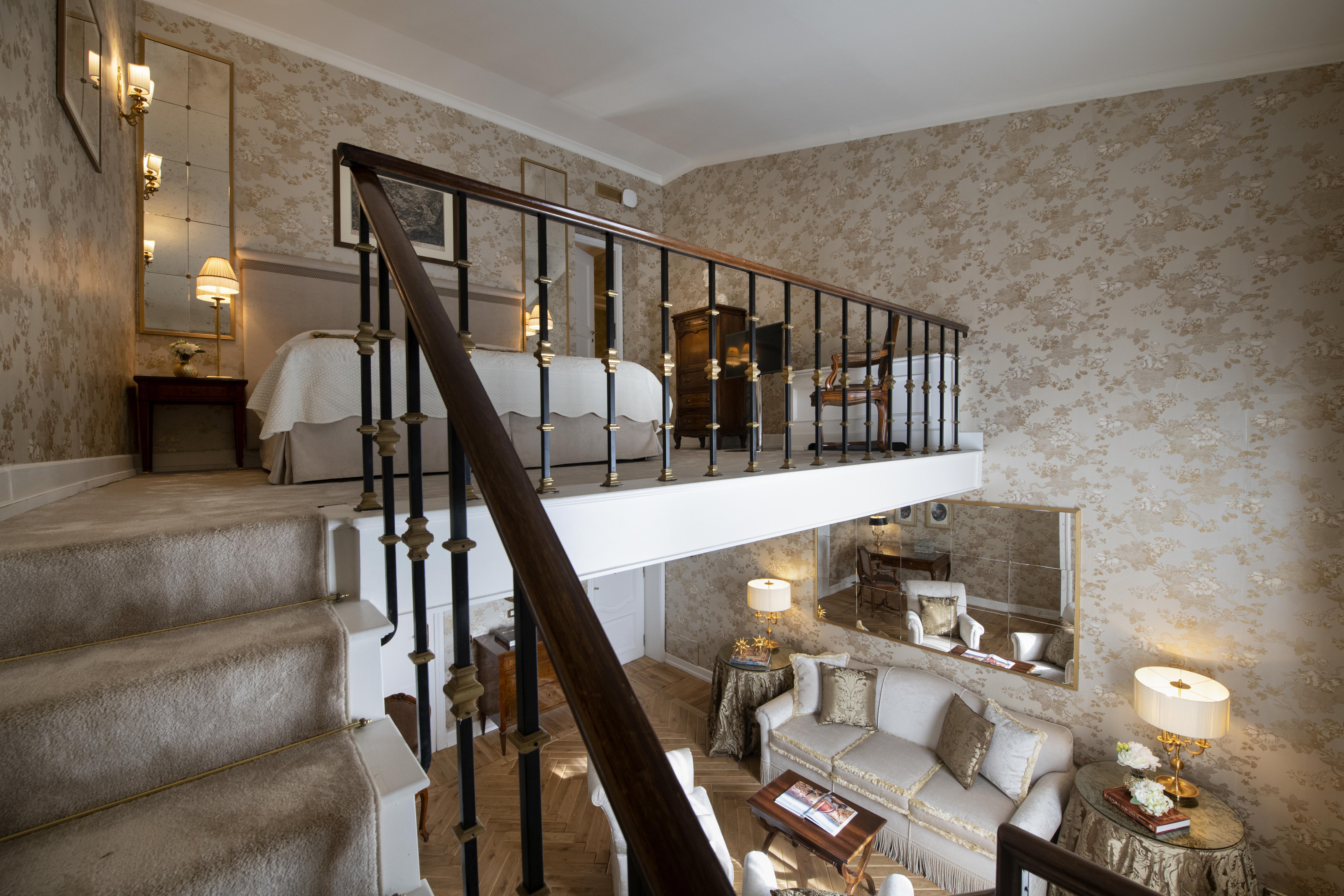 Helvetia&Bristol Firenze - Starhotels Collezione Eksteriør bilde A suite at the hotel