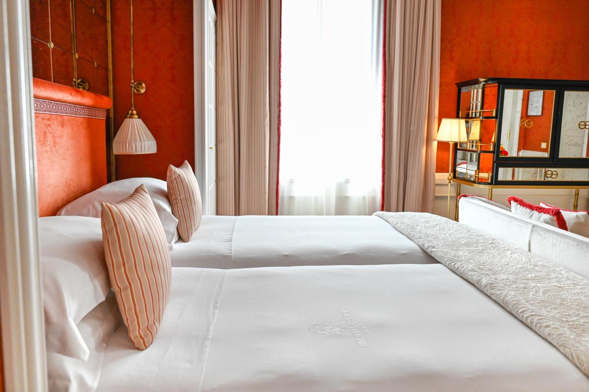 Helvetia&Bristol Firenze - Starhotels Collezione Eksteriør bilde A bedroom at the hotel